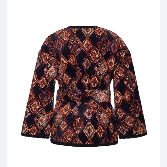 NEW CARA CARA alyssa Tapestry jacket in black aura emblem - Picture 4 of 5